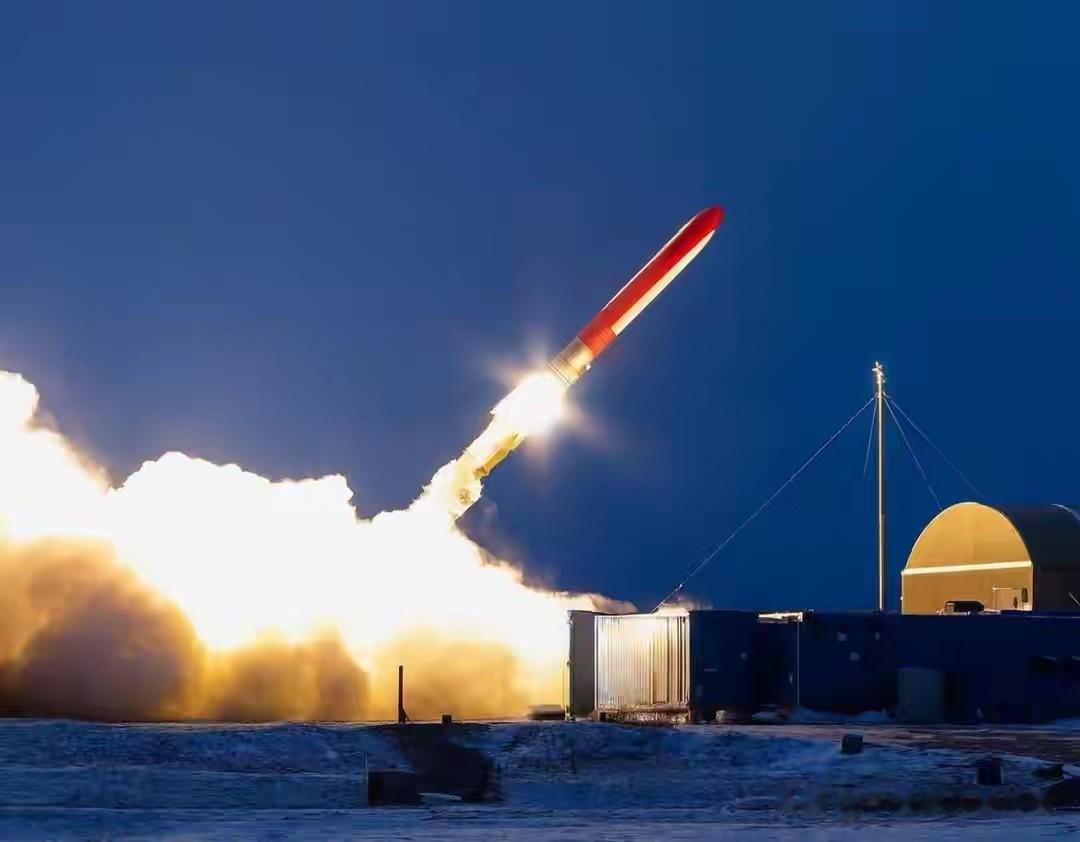 普京官宣“海燕”试射成功！世界独一份核动力导弹，美西方拦不住