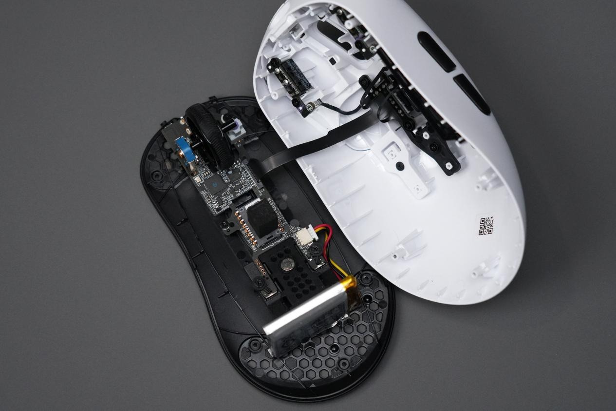 Nordic 54加持助力破局行業痛點，雷柏VT3二代系列鼠標體驗