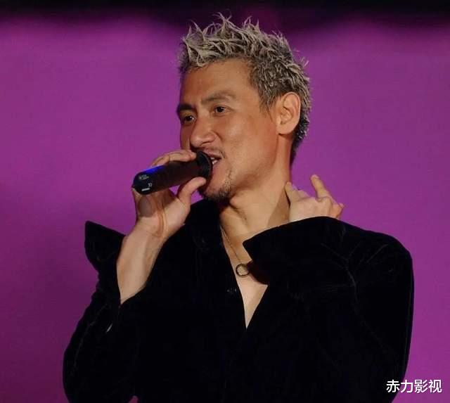 香港唱功最好的十大男歌手：张学友封神，林子祥高音无敌，最后一位太可惜！