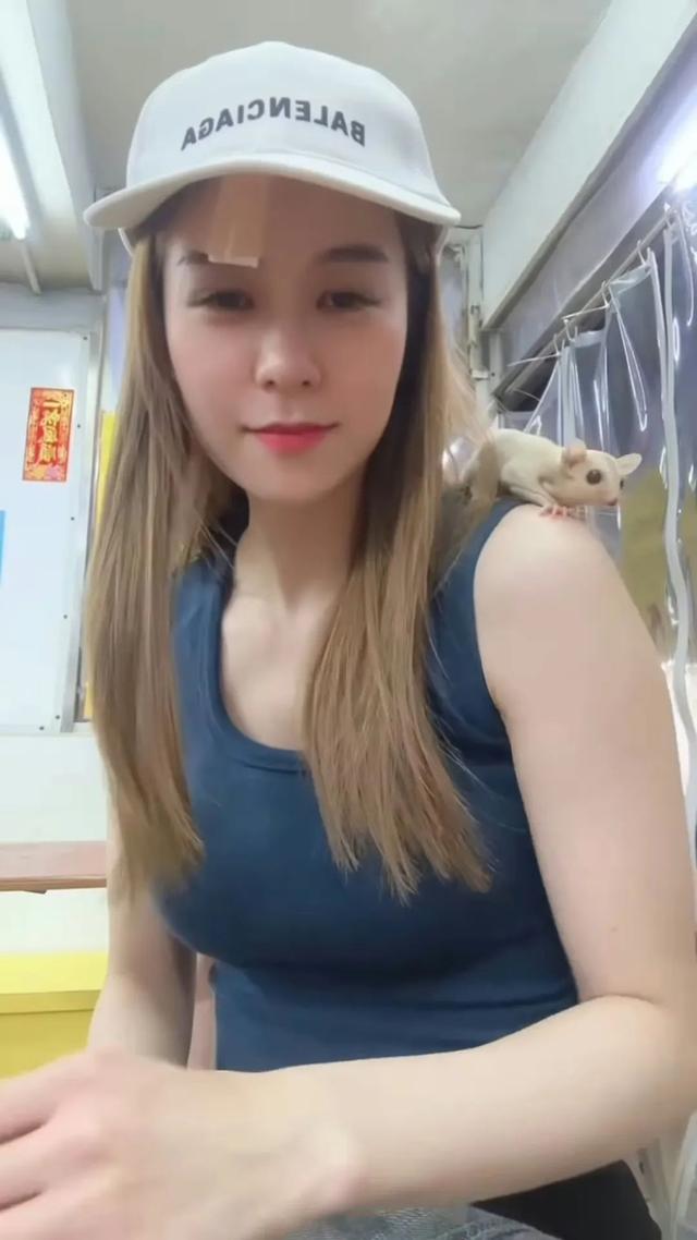 TVB小花自爆内地毁容意外,连夜返港就医叹人生无常,曾转做服务员