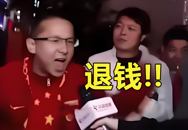 手机屏幕,到底该用「直屏」还是「曲屏」