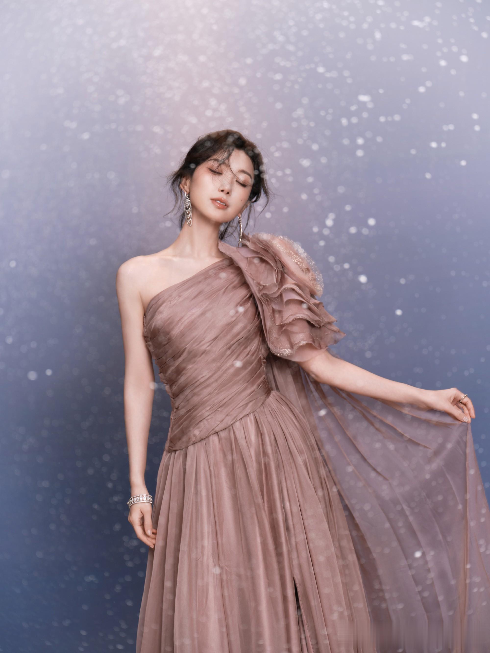 盘点2025腾讯星光大赏十二大美女（上）！