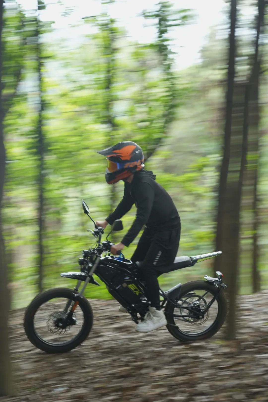 硬核电野横扫都市！森蓝EX1-PRO首发6699元登场