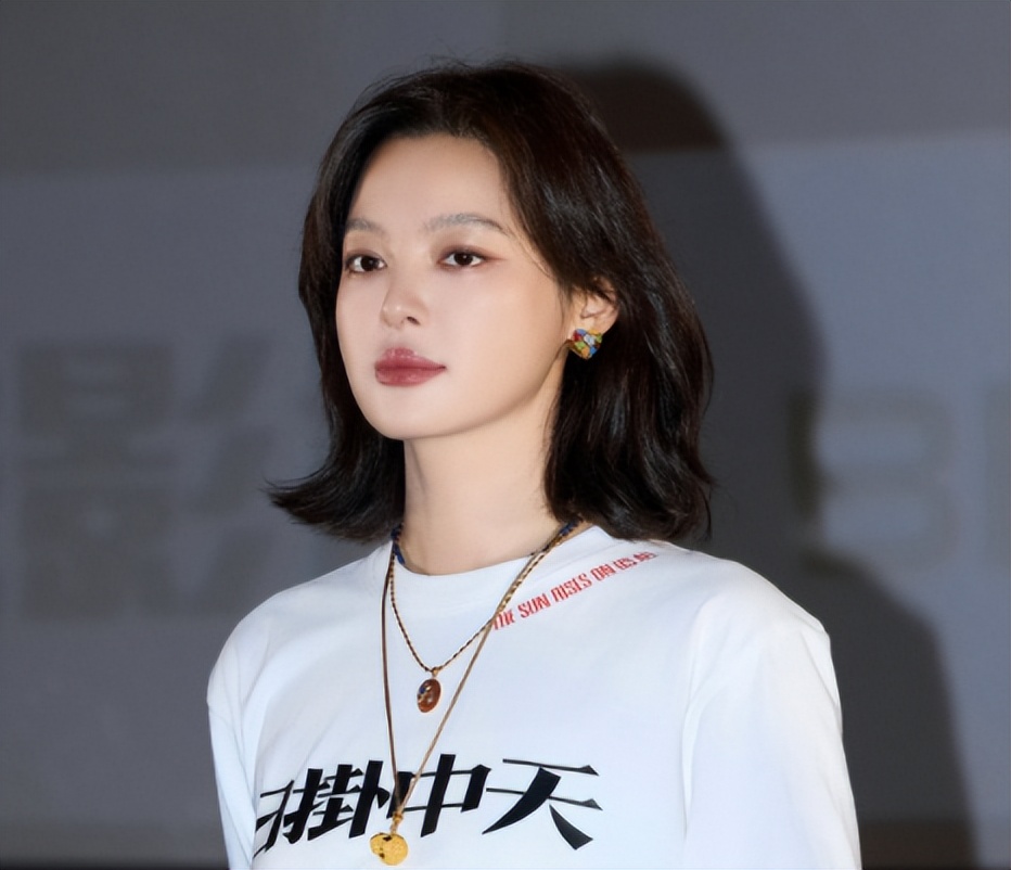 辛芷蕾不忍了！疑似6连问回击郝蕾，顺手替王传君出了口“恶气”