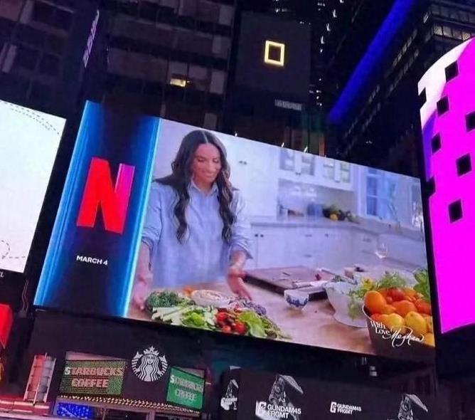 莉莉贝特再现身！梅根亲生疑云，阿奇表情引热议？