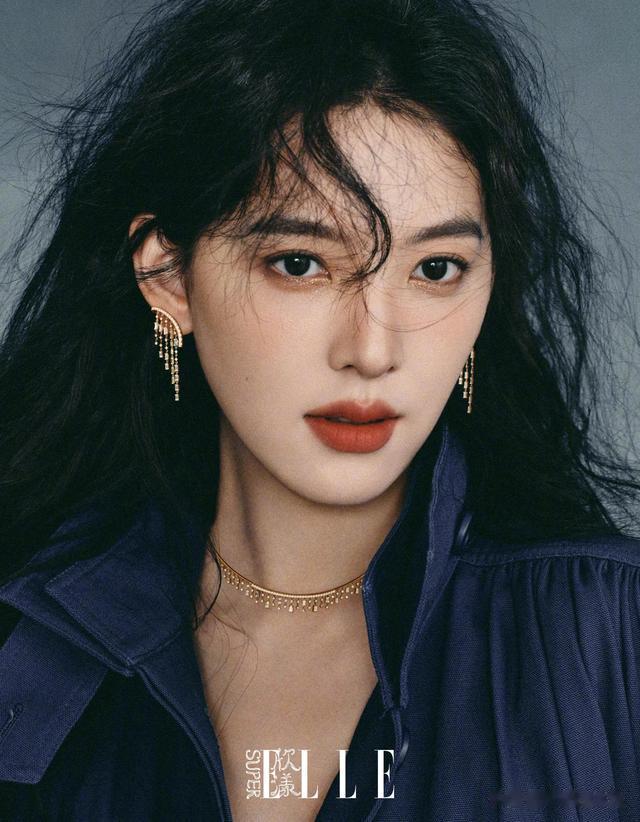 章若楠 Super ELLE欣漾七月号内页大片释出，每一张都拍的特别美！