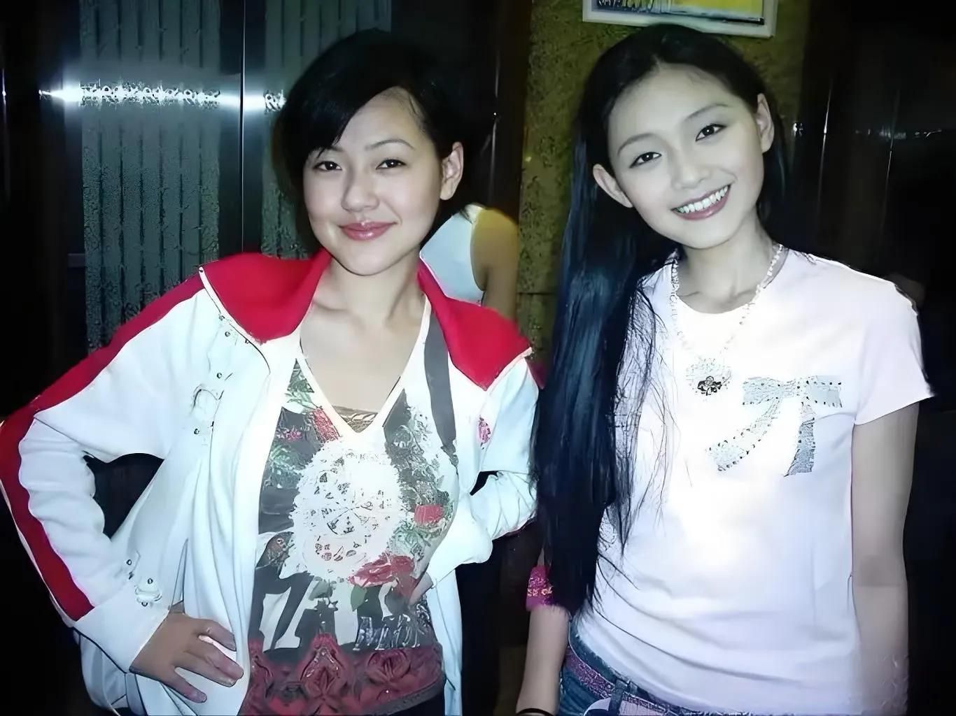 代班收视反超，小S消失35天：永远保留的化妆间藏着她最痛的秘密