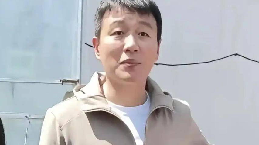 佟大为回村记：顶流明星的自我修养是给二大爷递烟