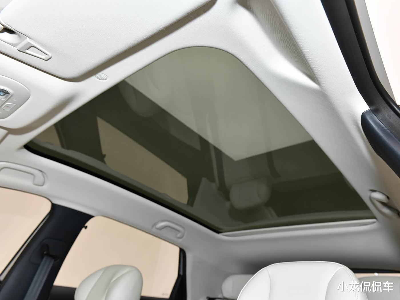 预售6.88万起，轴距近2米8，最长纯电续航425km，极狐T1即将上市