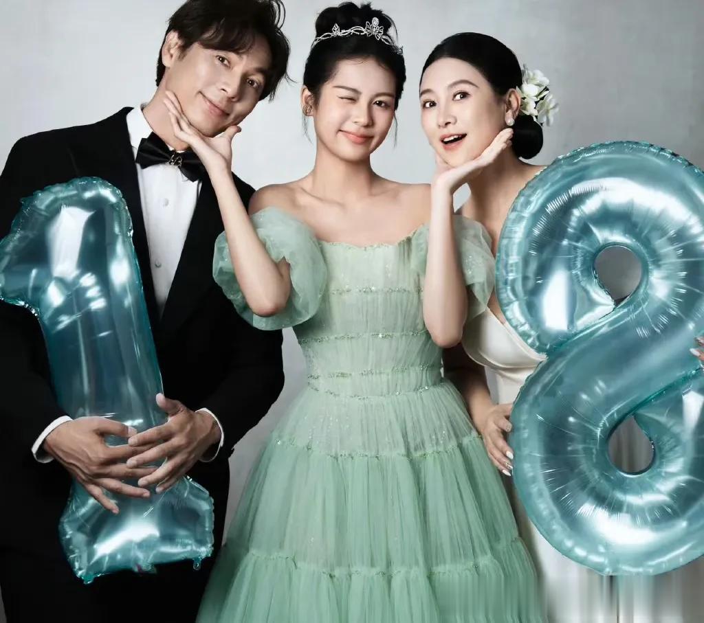 翁虹夫妇为女儿庆生，18岁刘莳穿公主裙颜值超高，一家三口好温馨