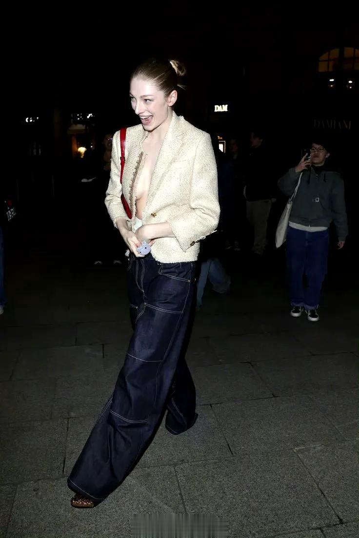 Hunter Schafer 性感主人的最新街拍