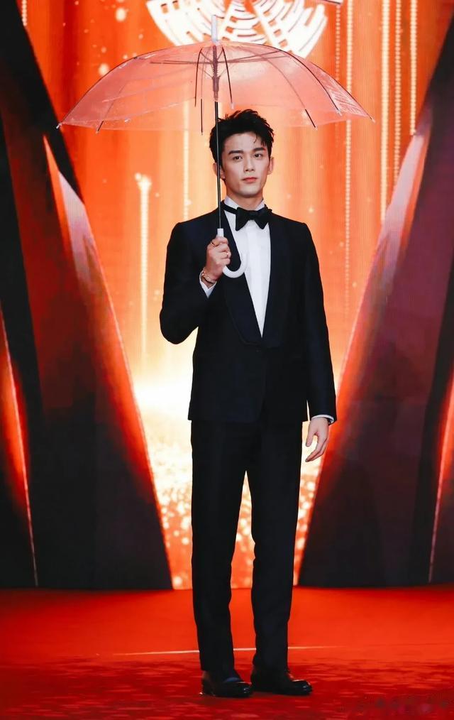 少年感十足的国民偶像洗牌，白敬亭9檀健次8吴磊7王一博6成毅第2