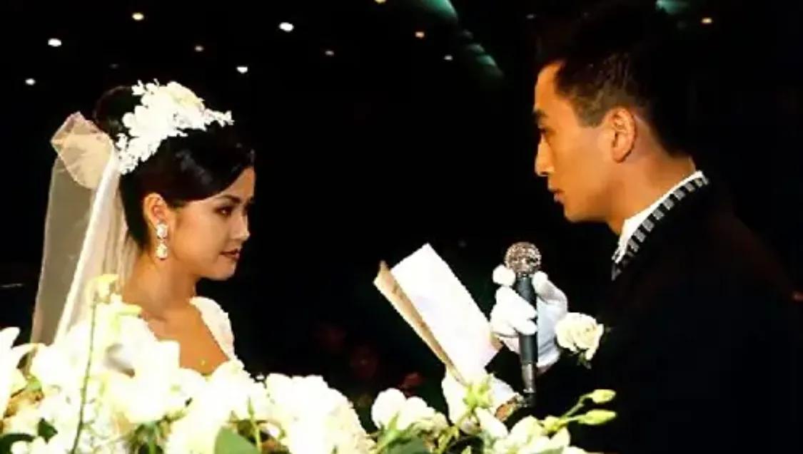 车仁表长子结婚，他和申爱罗出席儿子婚礼，58岁车仁表有儿媳妇了