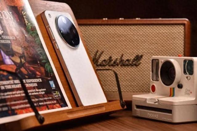 还原夜色氛围,夜景人像利器首选这台OPPO新机