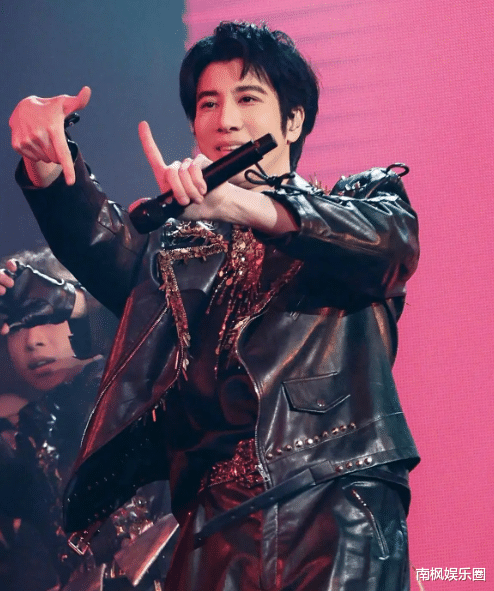 《歌手2025》歌王之战来袭!从帮唱嘉宾看端倪:本季歌王一目了然