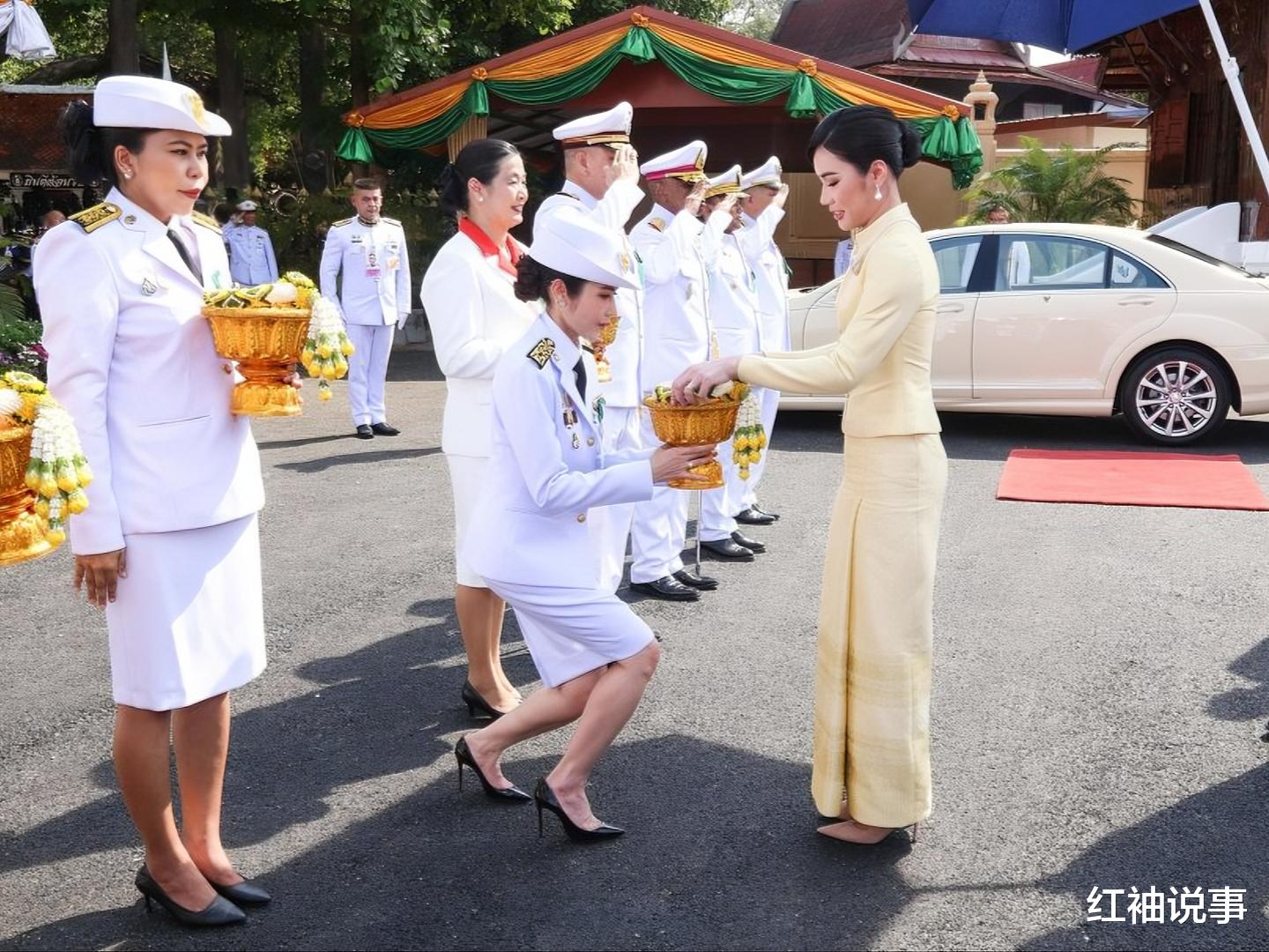 90后嫔妃成功上位！长发飘飘拥有少将军衔，帮助苏提达协理六宫