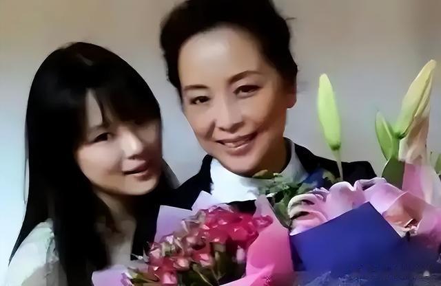 原来他俩是夫妻,因戏生情恩爱40年,演完《长安的荔枝》终于红了