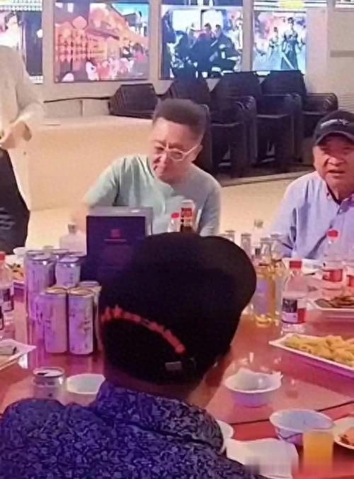 相声江湖：姜昆与郭德纲的“和而不同”