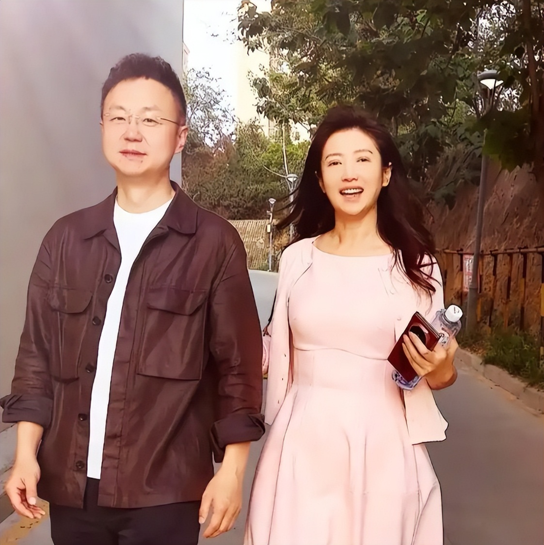 离开蒋虎之后嫁给刚强,41岁生子叫刚好,她才是人生最大的赢家