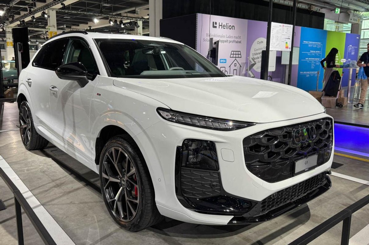 全新奥迪Q3要来了,更换新前脸,支持低速纯电驱,车灯是亮点?