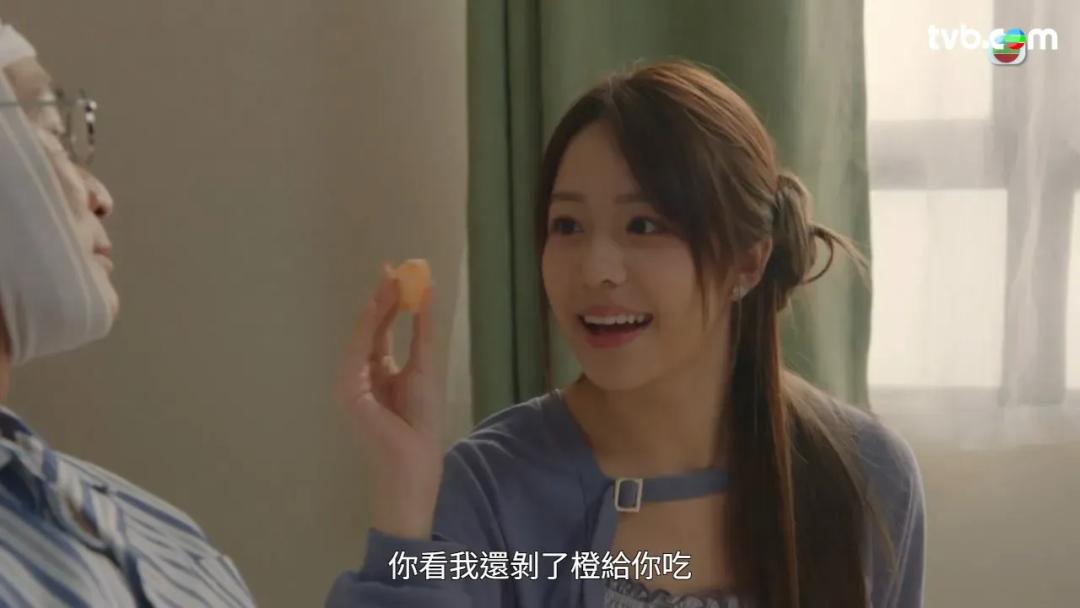 TVB小花演技备受争议，获监制赞勤力：她演出了我心中小棉袄感觉