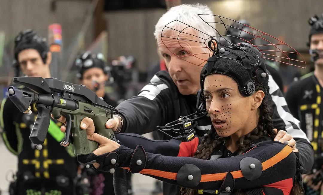 阿凡达北美首日票房2.6亿，全球票房14亿，中国票房直接缩水。