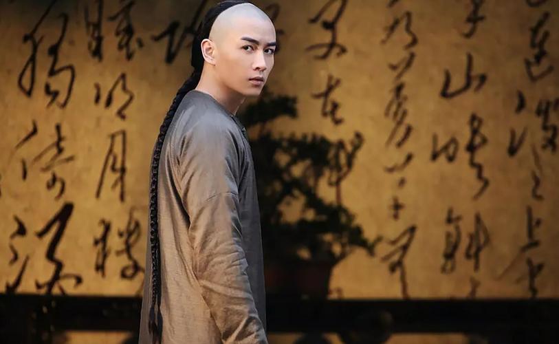 两人双双离婚后，官宣喜讯的赵丽颖和陈晓，联手给娱乐圈上了一课