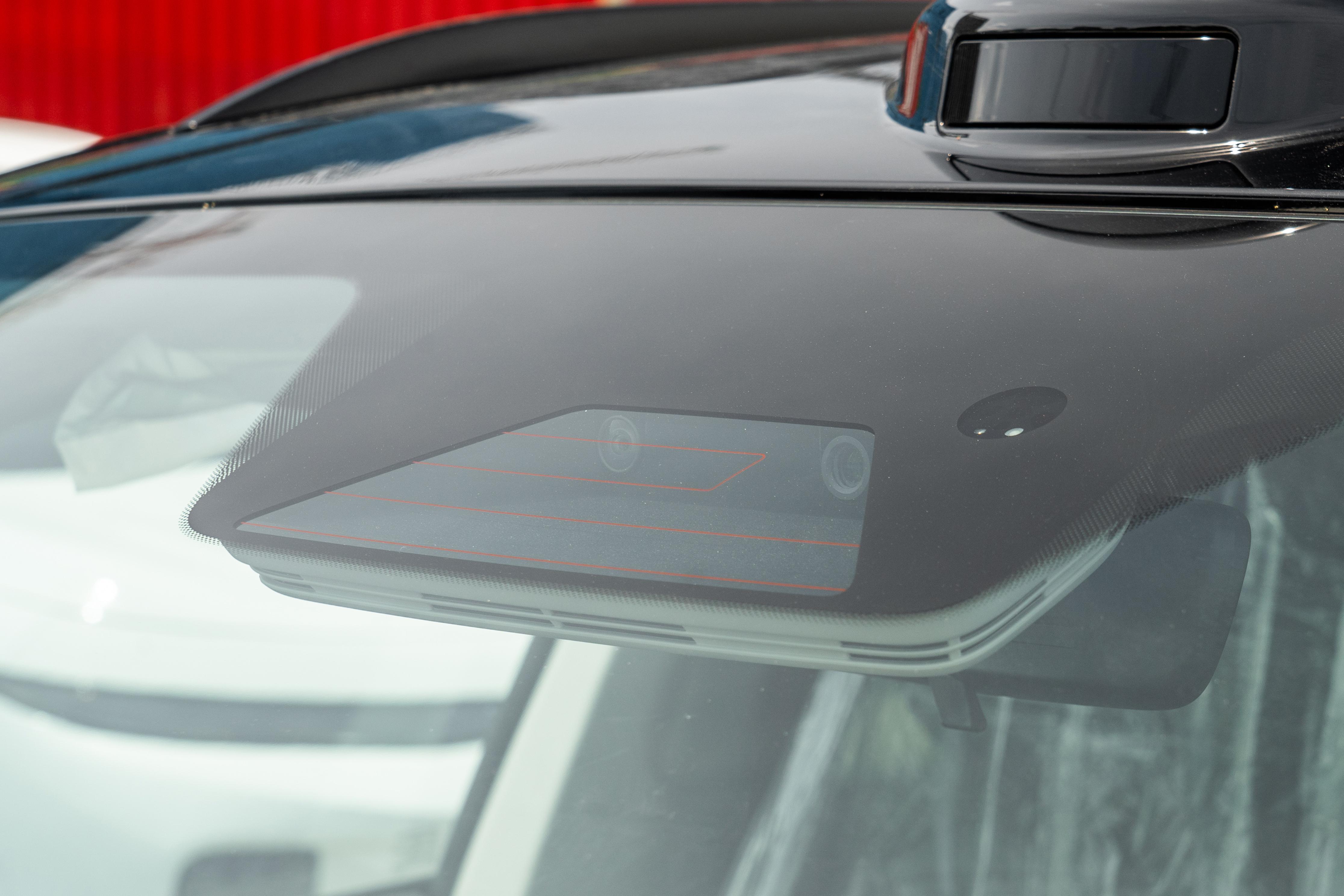 预算15万看这款，带激光雷达，前双叉臂，轴距2930mm，家用很靠谱