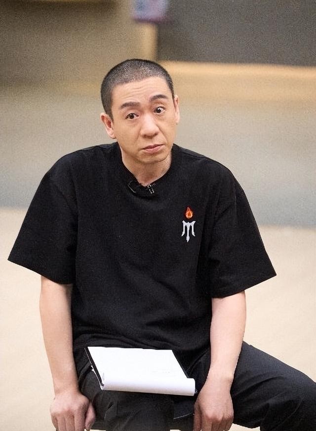 著名歌星新片差评如潮，两天票房只有6.3万，年度最惨电影诞生