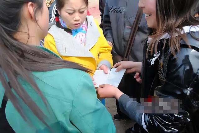 倾家荡产凑够120万上星光大道，却惨遭淘汰的崔苗，如今她怎样了