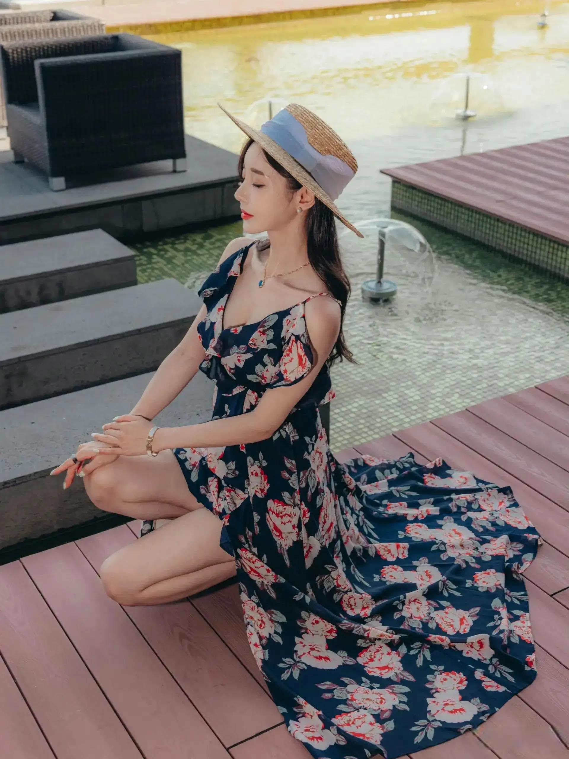 孙允珠连衣裙造型惊艳出镜