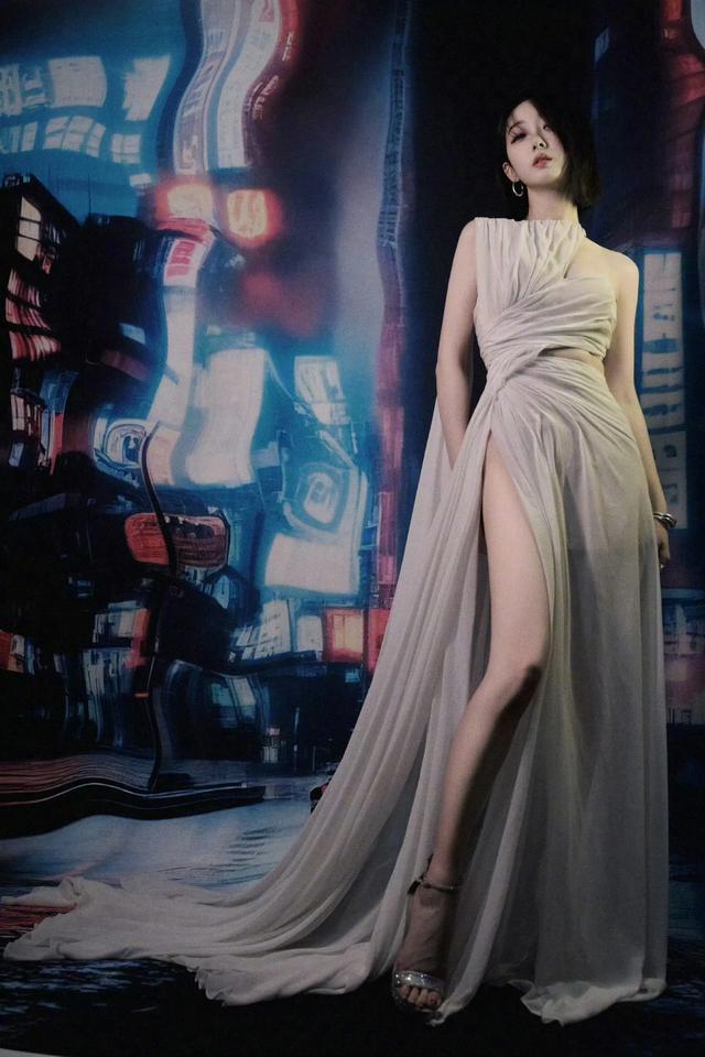 每日女星|蒋梦婕,眼神很顶