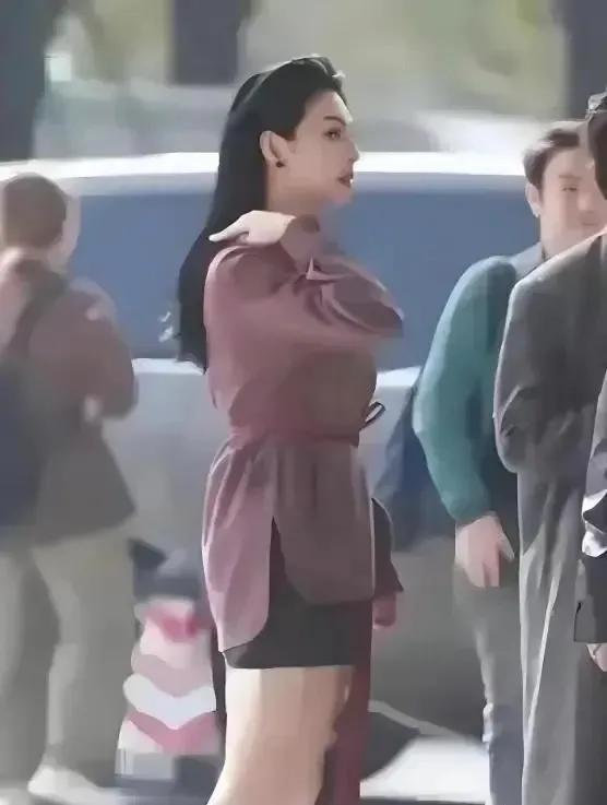 怪不得宁静说张雨绮她全身散发着肉香!现实中遇见,真的很有魅力