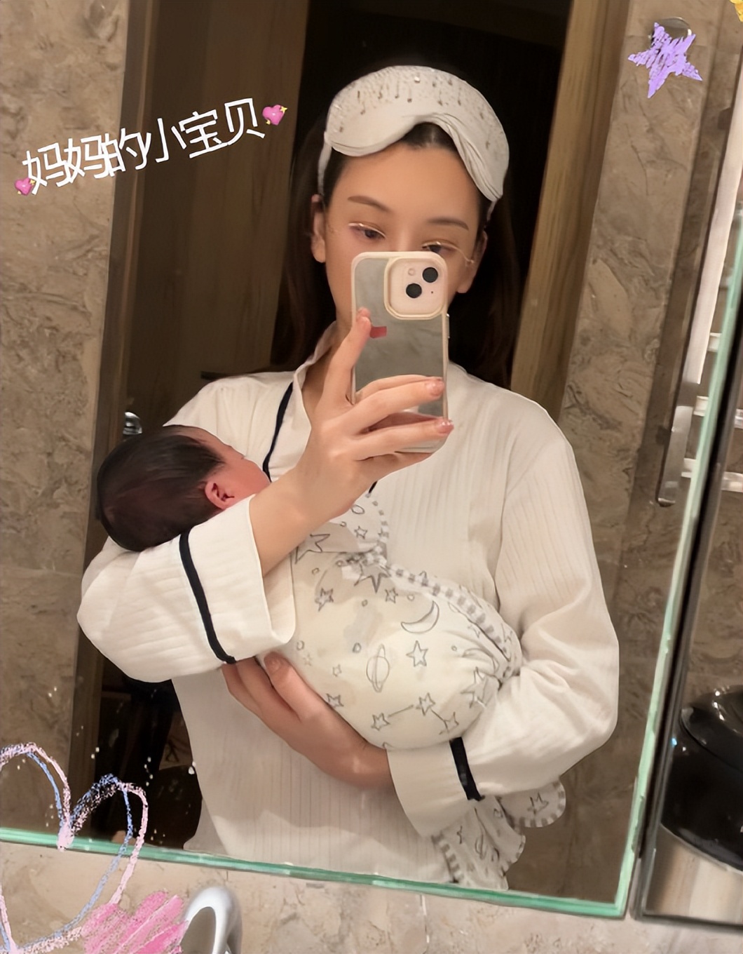 方媛上海购物被偶遇!生图个子矮小身形肥硕,溜肩驼背无名媛气质