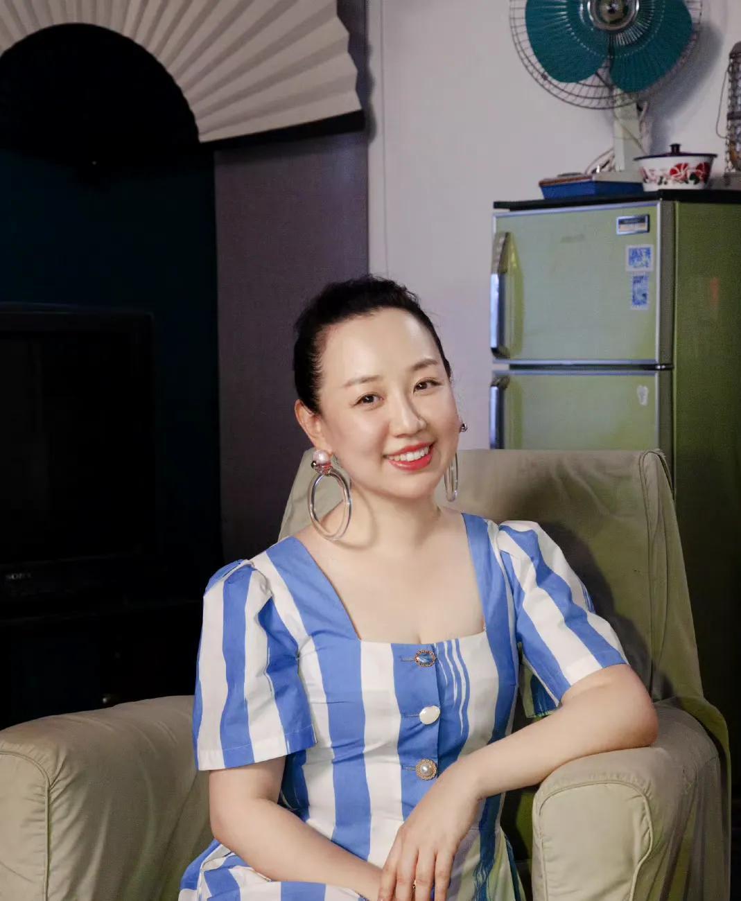 关凌：嫁大17岁丈夫，儿子叫姬关枪，女儿叫姬关花