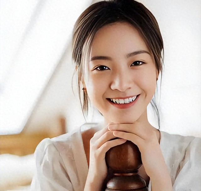 陈思诚也没想到,请了梅婷张小斐坐阵,却被一个00后“抢尽风头”