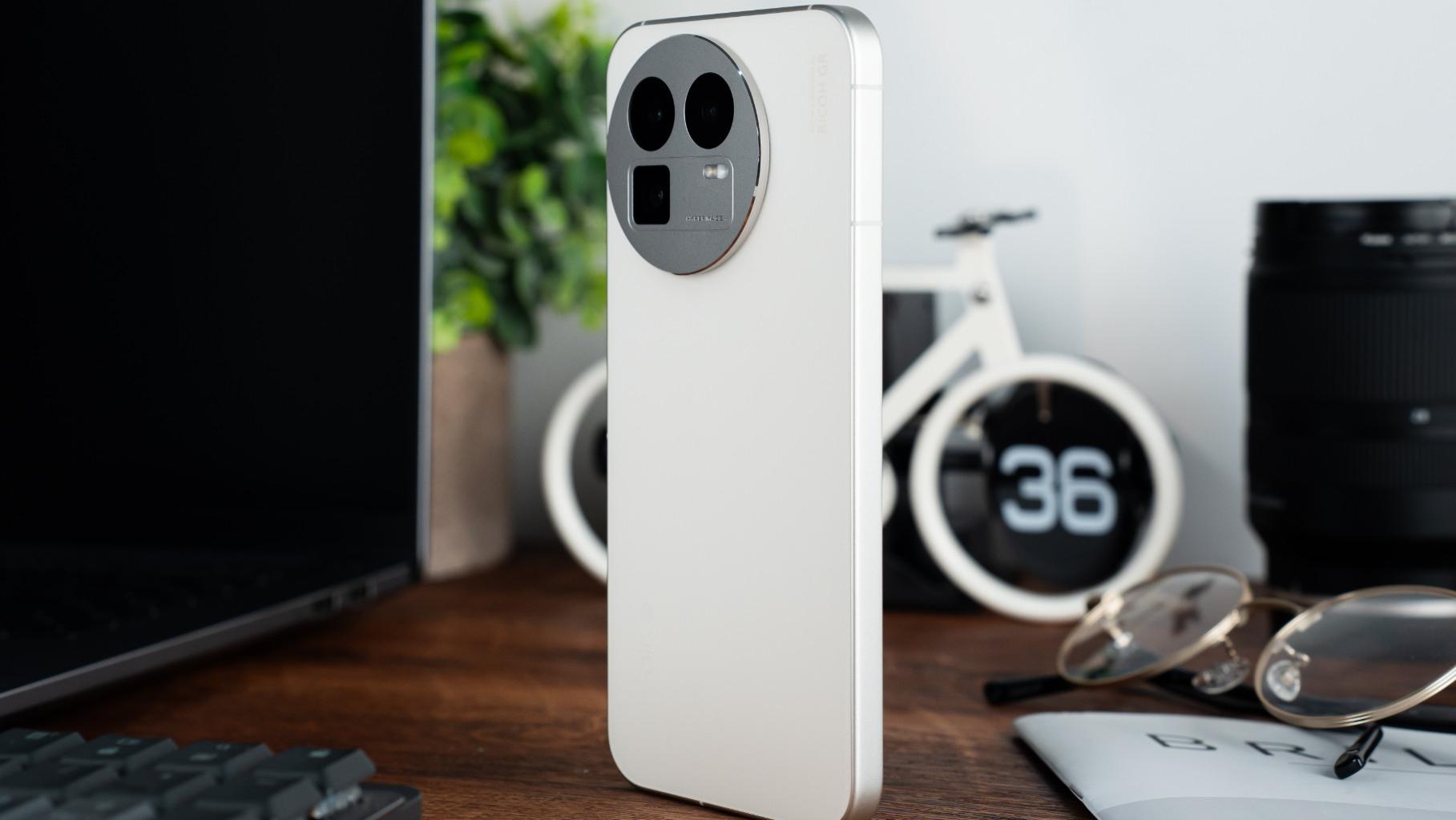 手機行業出現“黑馬”，首銷3天破銷售額紀錄，2k屏+7000mAh+512G