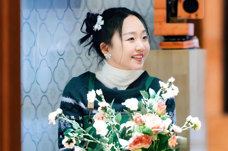 炸裂!辣目洋子北京拍戏现场被拍, 网上传言她身材肥胖惹争议!