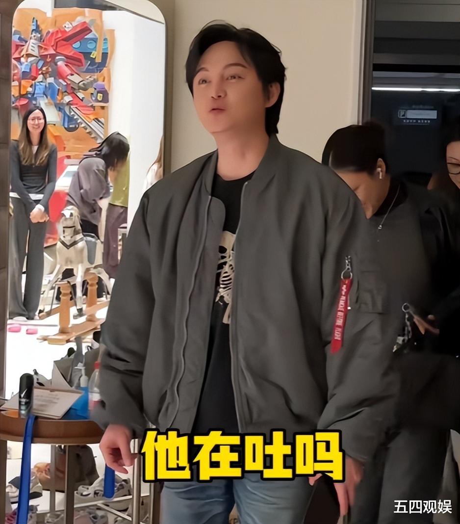 号称娱乐圈“酒神”的陈赫，遇上尹正大败而归，他忘记了尹正是个内蒙人