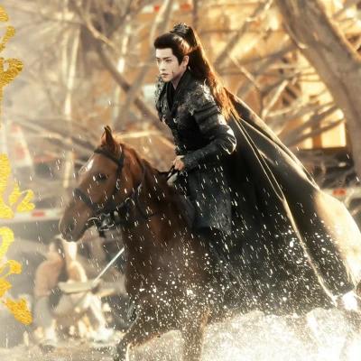 丞磊“双剧连播”现象解析：明星热度维持的档期博弈术