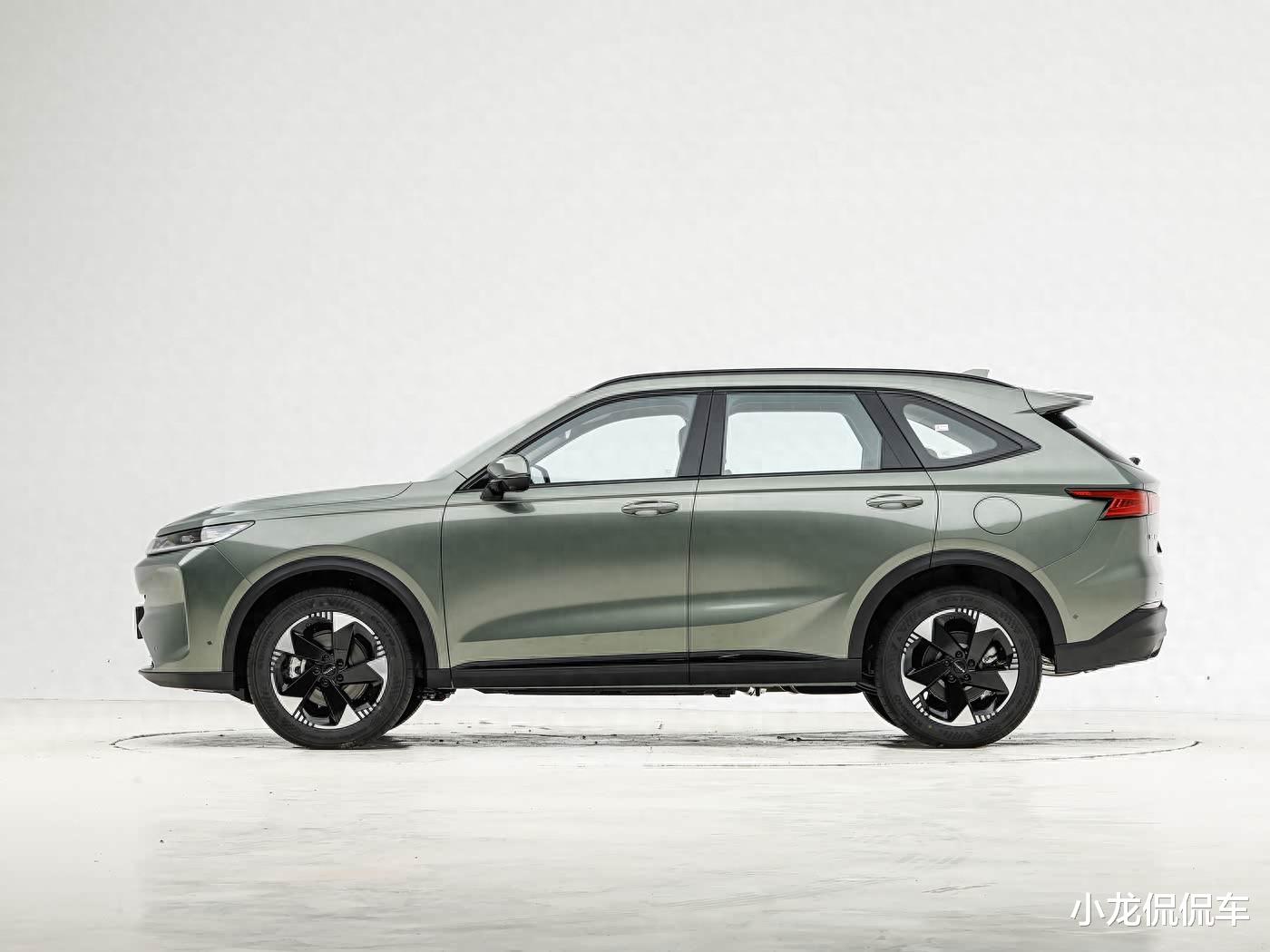 两款2025年年底上市的国产燃油SUV