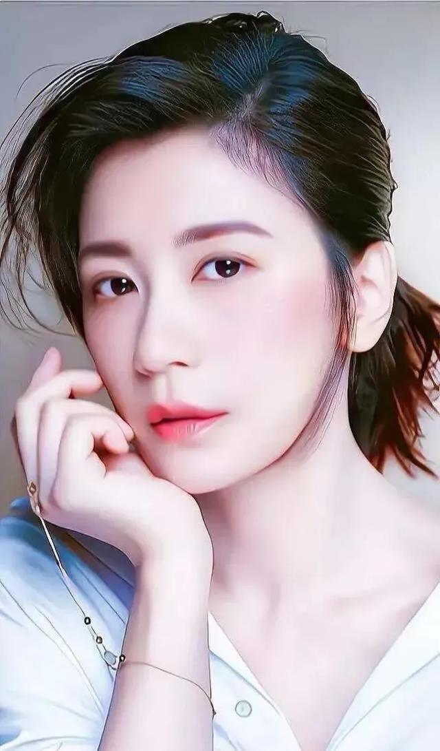 美图欣赏：贾静雯