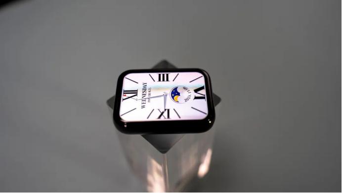 华为碾压苹果、小米，Q1销量登顶全球可穿戴市场！