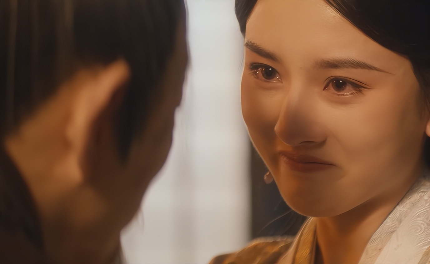 《折腰》,《人生若如初见》同时空降,一个已弃剧,一个会熬通宵追平