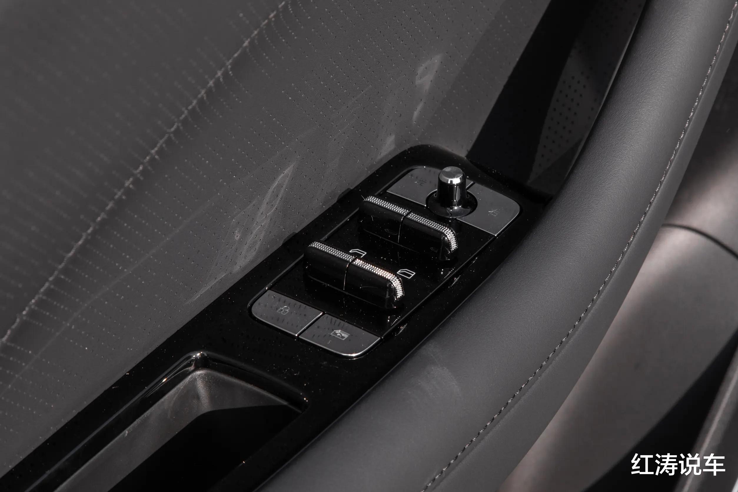 全新吉利帝豪实车：外观很漂亮，内饰上档次，尺寸提升，新增1.5T