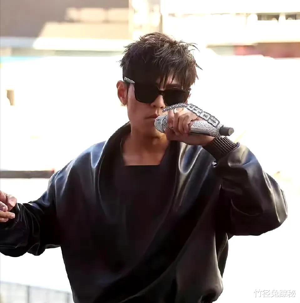 央视点名台湾艺人，沉默者恐失大陆市场，谁将步田馥甄后尘？