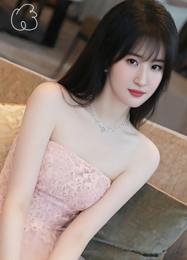 刘亦菲粉色造型惊艳绝伦气质优雅美的不可方物