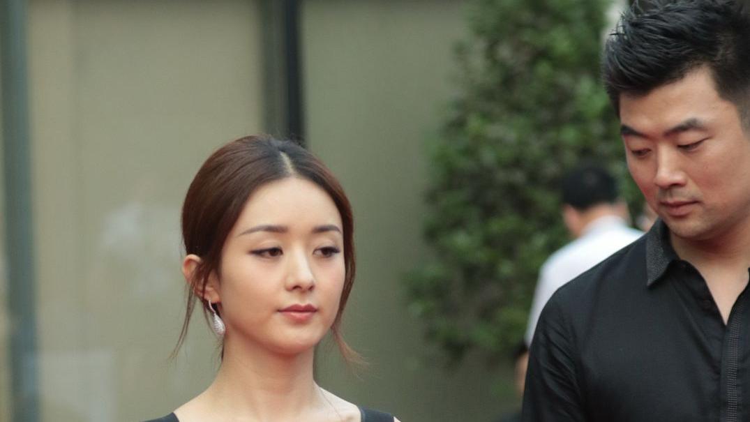 赵丽颖新剧《在人间》热播遇冷：是限流还是口碑争议？