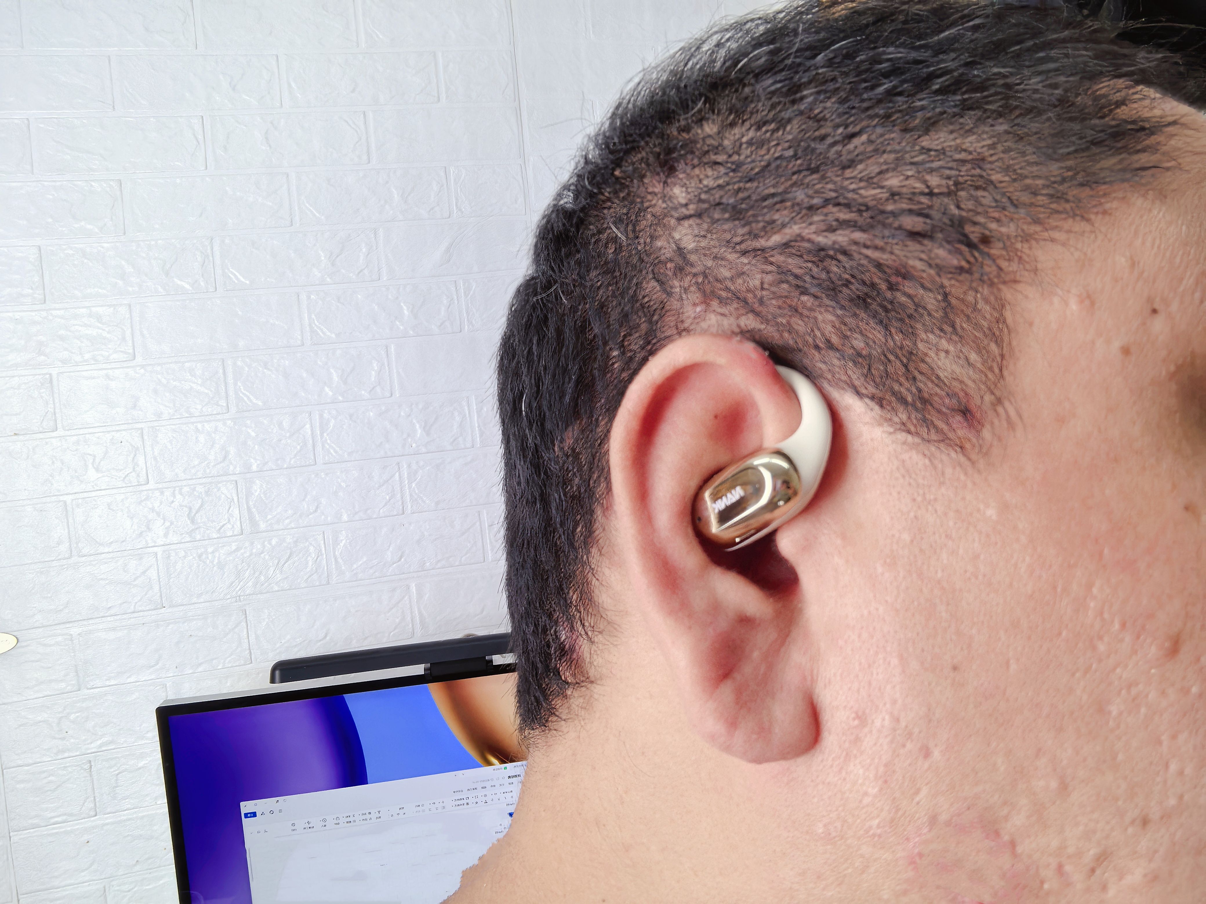 真的有好音質，佩戴還很無感舒服，南卡OE Mix2可以掛耳一天