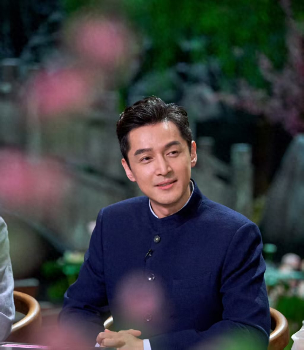 国庆8天6个瓜，官宣结婚、肇事逃逸、再被抵制，有喜有忧